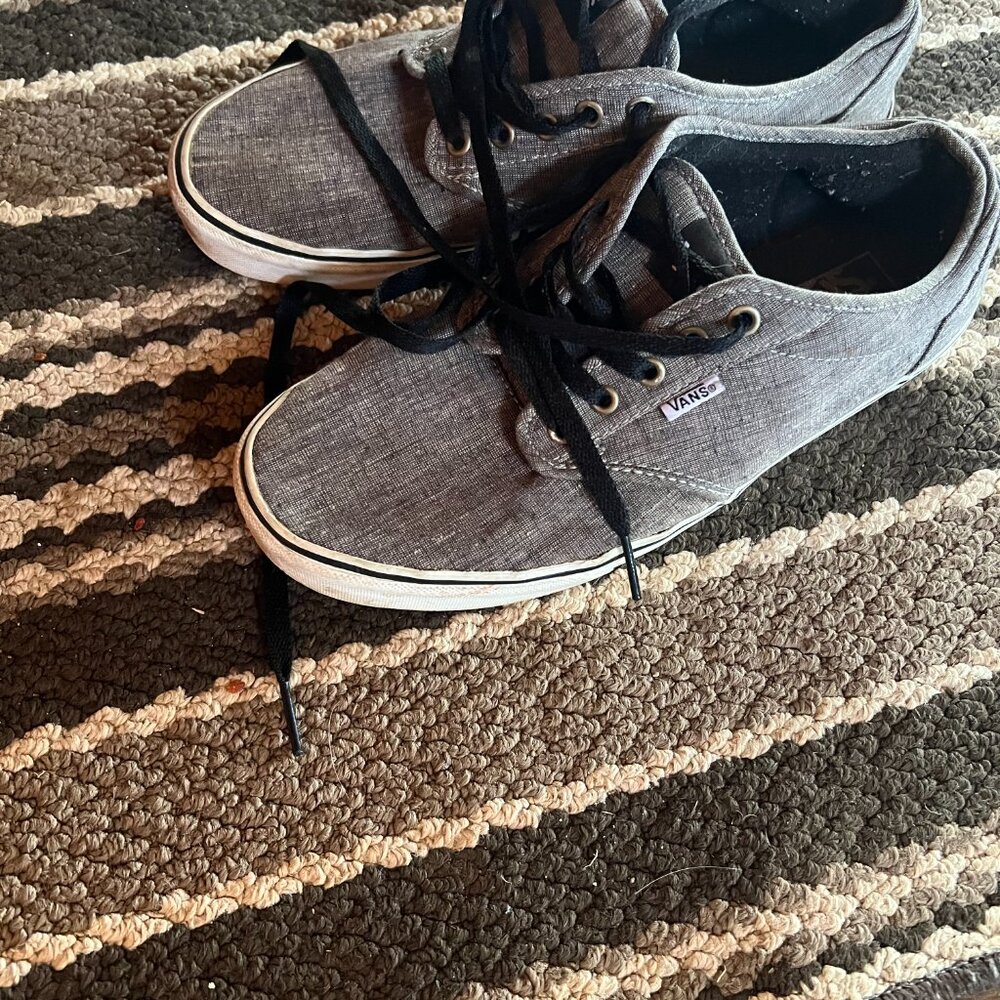 Vans - Picture 4 of 6